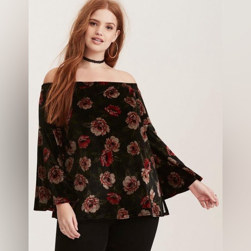 Torrid Velvet Black Floral Bell Sleeve Swing Top Womens L Fairycore Whimsygoth